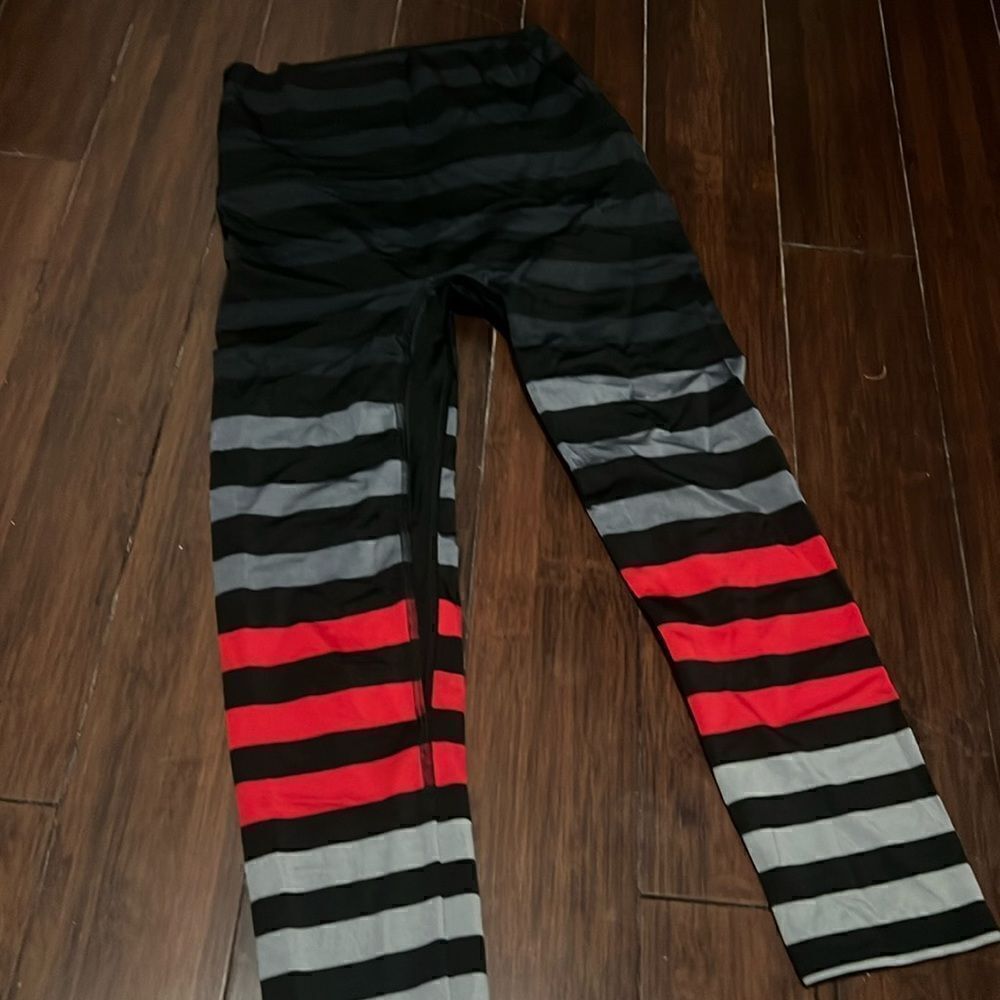 K-Deer Leggings - Black Red & Gray Striped - Size Small - Like New - Worn Once